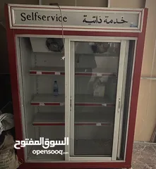  1 عدة كفتيريا كاملة استعمال شهرين  ثلاجه بابين سحب  1 غلايه مياه مع ارضيه ستانلس  2 غلايه قهوه صب