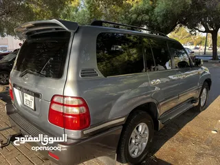  13 For Sale: 2005 Toyota Manual Transmission LC100 (GCC Spec)