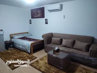  3 ستوديو مفروش داخل مزرعه قريب من المدينه التدريبيه العسكريه ع طريق الموقر