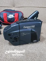  11 كاميرا فيديو كاست JVC