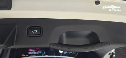  15 Hyundai Tucson Hybrid N Line  2024