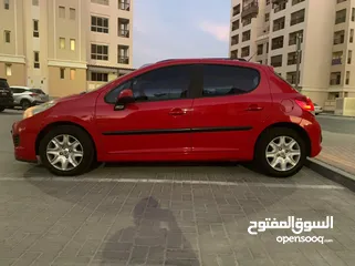  1 Peugeot 208