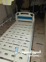  3 سرير طبي كهربائي