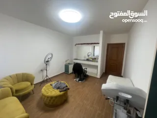  6 صالون تجميل للبيع بسعر مغري جدا