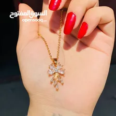  21 اكسسوارات لونهن ثابت