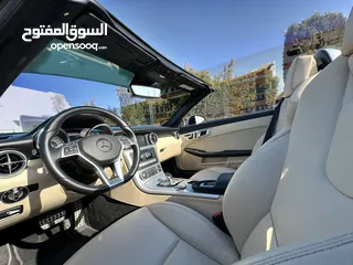  19 MERCEDES-BENZ SLK200  CONVERTIBLE  GCC  LOW MILEAGE  0% DOWNPAYMENT