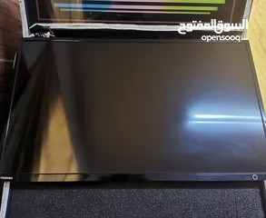  1 **للبيع: جهاز ألعاب الأركيد Pandora's Box 11D Plus مع شاشة 32 بوصة