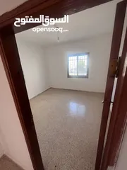  6 شقه للايجار