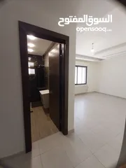  10 قرب الستي مول 200م ورف بناء 40م وتراس 100م
