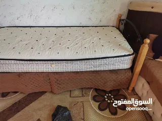  8 تخت حديد وفرشة ضغط عالي