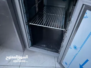  3 عدة مطعم بحالة ممتازة للبيع