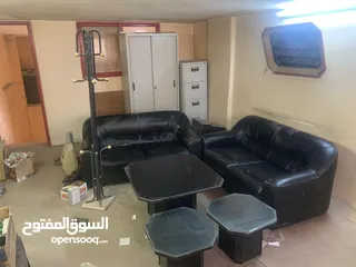  7 أثاث مكتبي