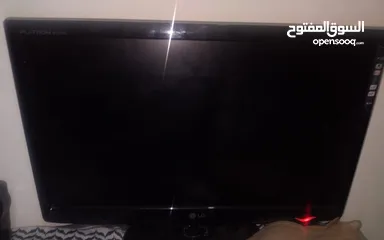  1 كمبيوتر للبيع  بحاله ممتازة البيع اضطراري التواصل فقط على رسائل السوق المفتوح