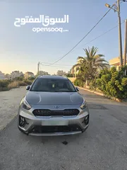  3 kia niro full .