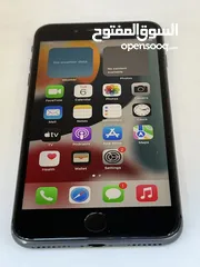  6 I PHONE 8 PLUS 64 GB  مستعمل بحالة الجديد