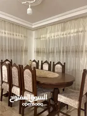  3 طاولة سفرة