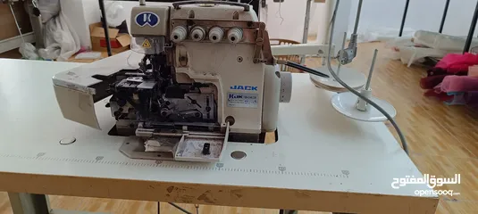  3 ماكينات خياطة