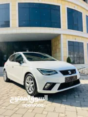  2 سيت ابيزا للبيع موديل 2022 SEAT lbizaFR بحالة الوكالة دهان شركة عداد قليل