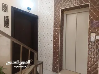  1 شقه / للبيع //جبل الزهور