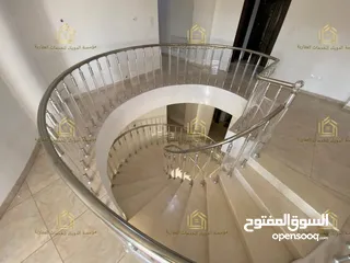  2 فيلا للايجار .. V18 Villa for rent.. other options available