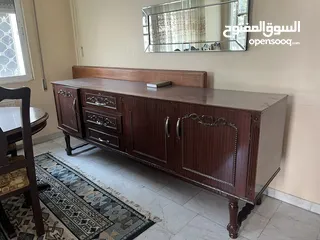  5 طاولة طعام (2م × 1م) – بدون كراسي
