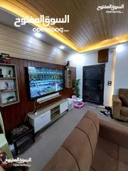  3 منزل للبيع طابقين بسعر مغري وقابل للتفاوض