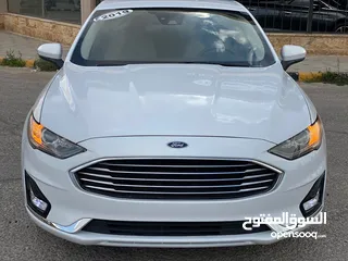  15 Ford fusion Hybrid 2019 SE (Clean title)