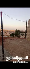  4 للبيع ارض 800 متر في الشواورة مع منزل صغير