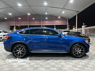  12 Mercedes GLC300 4Matic