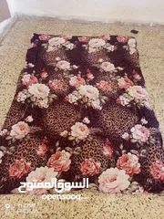  7 شراشف ولحافات ديباج مستعمل