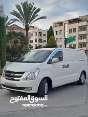  1 فان هيونداي H1 بنزين موديل 2011 وارد الوكالة بحالة الوكالة