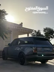  15 ‏Range Rover Vougue Autobiography Black edition plug in hybrid2020