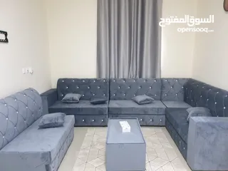  1 لايجار الشهري شقه غرفة وصالة مفروشة بكورنيش عجمان