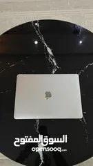  2 MacBook Pro 2019 ( i7 , 16 RAM , 1TB)