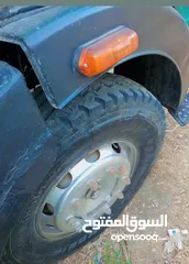  5 قلاب مرسيدس بنز