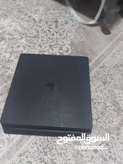  12 جهاز ps4 1tb نظيف مع لعبة و وحدة تحكم أصلية