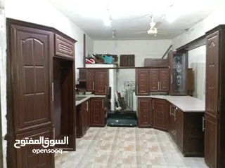  3 مطبخ المنيوم مع جرانيت مع مجله مع بطاريه مع شفاط