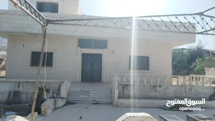  8 بيت للبيع في منطقه الغور