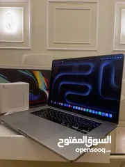  5 شاشة كبيرة جدا Macbook pro 16 inch  (شبه جديد مع كرتونة) شاحن جديد من ابل ومكفول بسعر مغري جدا