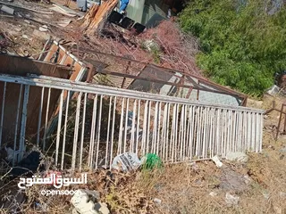  2 دربزين حديد ثقيل القطعه