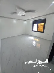  9 شقة فاخرة 200 متر للبيع موقع مميز قرب الخدمات