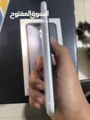  4 iPhone Xr white colour