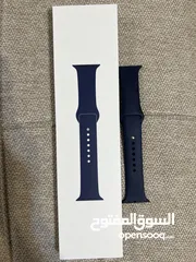  7 للبيع أو للتبديل Apple Watch Series 6 44mm لون كحلي غامق بحالة ممتازة بتشمل كل الميزت