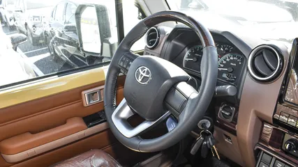  17 Toyota Land Cruiser Pickup LX 4.0L V6 Petrol Single Cabin AUTO TRANSMISSION
