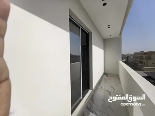  12 عرض خاص احجز شقتك مطلة على الشارع الرائيسي موقع ممتاز. #شقة سكنية راقية جدا للبيع