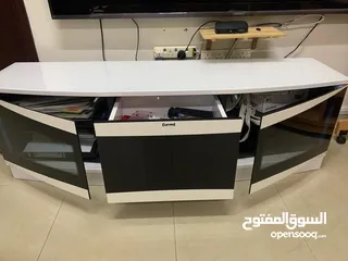  3 TV Table (Curved)