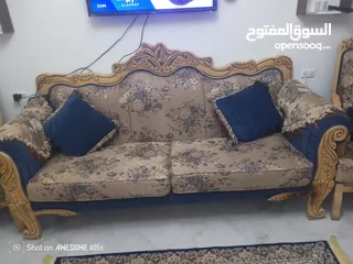  2 طقم كنب تفصيل تسع مقاعد للبيع