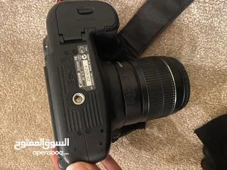  4 للبيع كاميرا كانون EOS 60D
