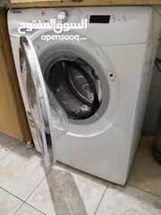 4 غساله هوڤر إيطالي سعة 8 كيلو السرعه1400 دوره