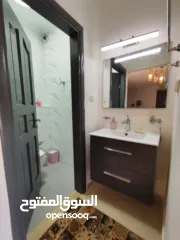  10 روف مميز للايجار في سطح مرحبا